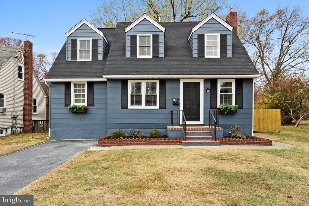 119 E Camden Ave, Moorestown, NJ 08057 - cape cod house with a chimney