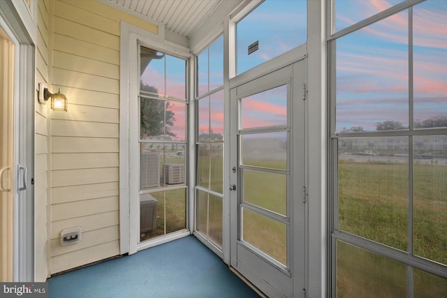 view of unfurnished sunroom