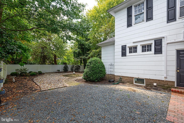 view of yard with a patio area