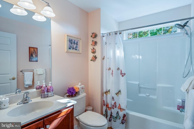 full bathroom with vanity, a chandelier, toilet, and shower / bathtub combination with curtain