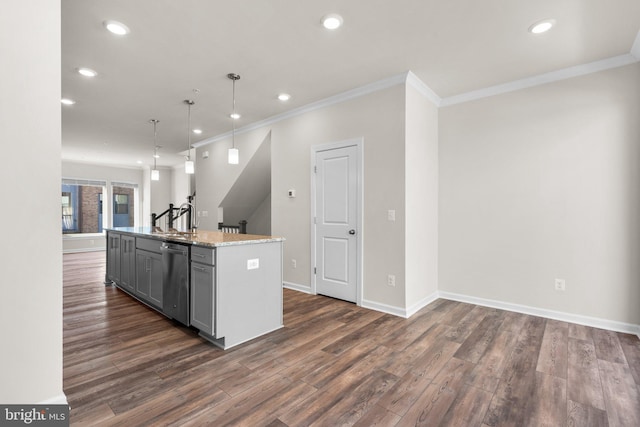 kitchen featuring an island with sink, stainless steel dishwasher, dark hardwood / wood-style floors, pendant lighting, and gray cabinets