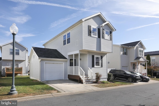 view of front of house featuring a front lawn