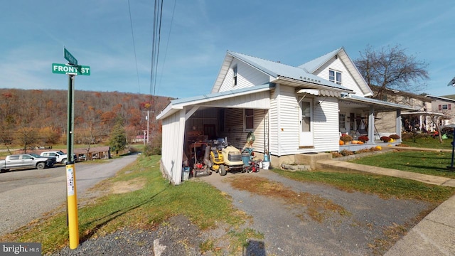 view of property exterior