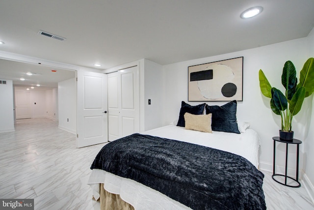 bedroom featuring a closet