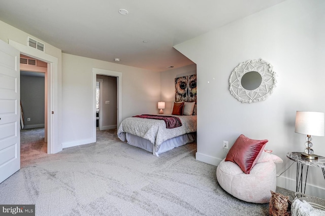 bedroom featuring carpet floors