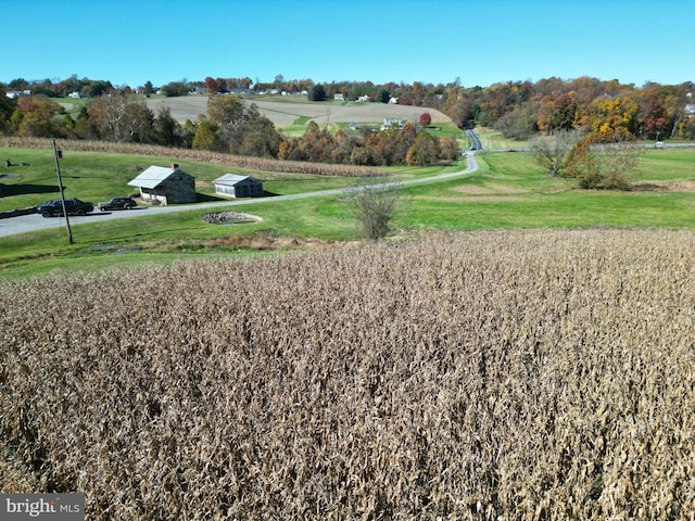 909 Ridge Rd, Westminster, MD 21157 - surrounding community with a yard