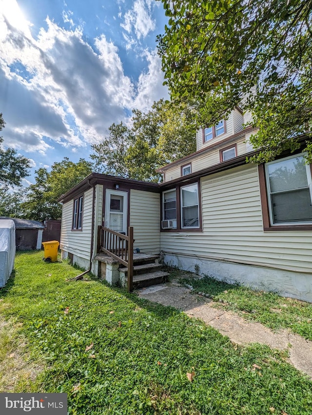 5200 Ballman, Brooklyn, MD 21225 - manufactured / mobile home with a front lawn
