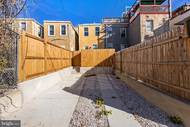 1020 N Eden St, Baltimore, MD 21205 - view of fenced backyard
