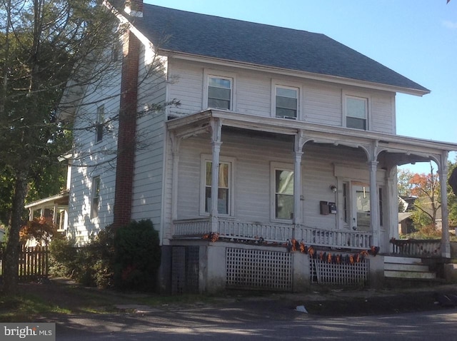 view of front of house with a porch