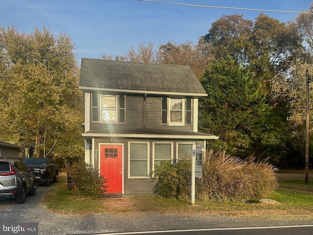 view of front of property