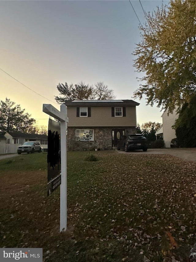 view of front of property