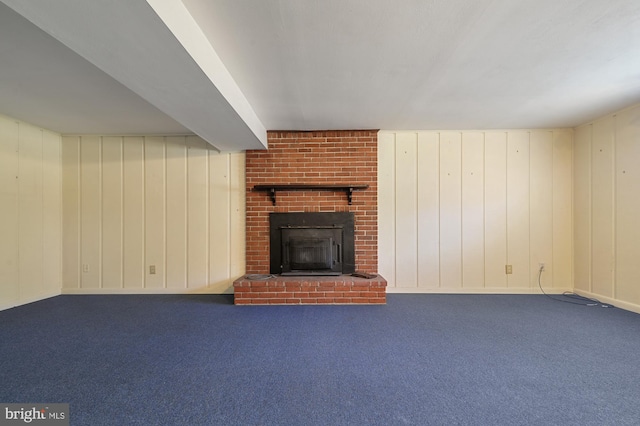 unfurnished living room with carpet flooring