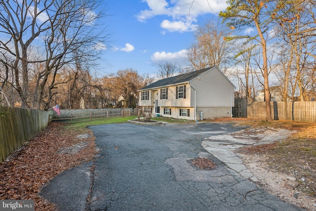 view of front of house