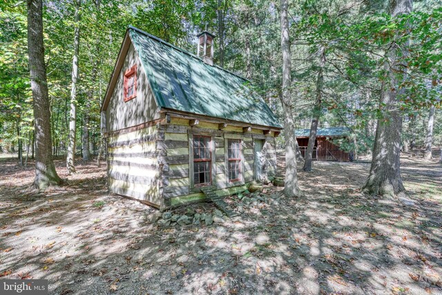 995 Black Gap Rd, Fayetteville, PA 17222 - view of outbuilding with an outdoor structure