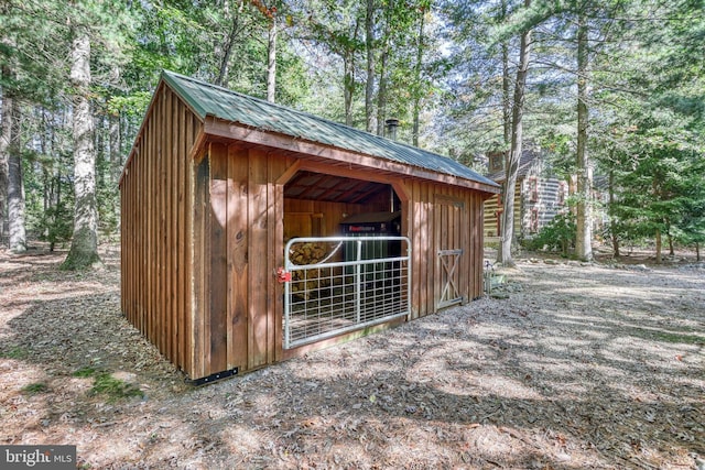 995 Black Gap Rd, Fayetteville, PA 17222 - view of outdoor structure with an outdoor structure