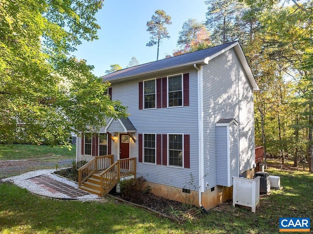 view of front of home featuring a front lawn