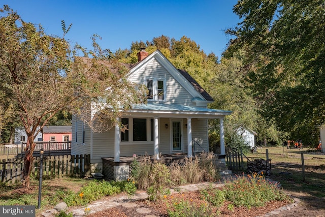 view of front of home featuring covered porch