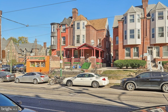 view of front of house