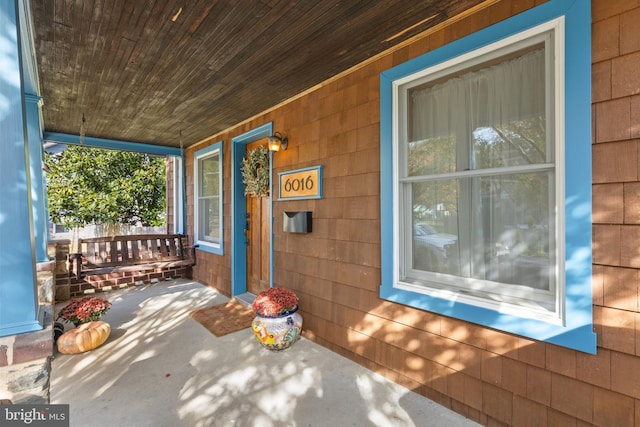 exterior space featuring a porch