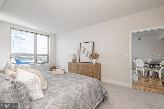 bedroom featuring carpet flooring