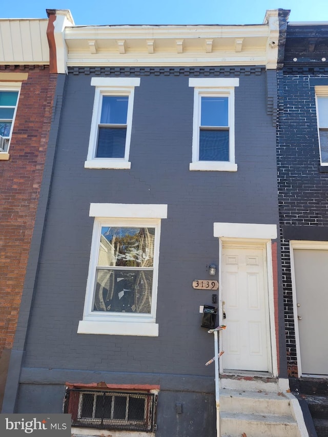 view of townhome / multi-family property