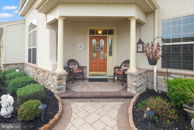 property entrance with a porch