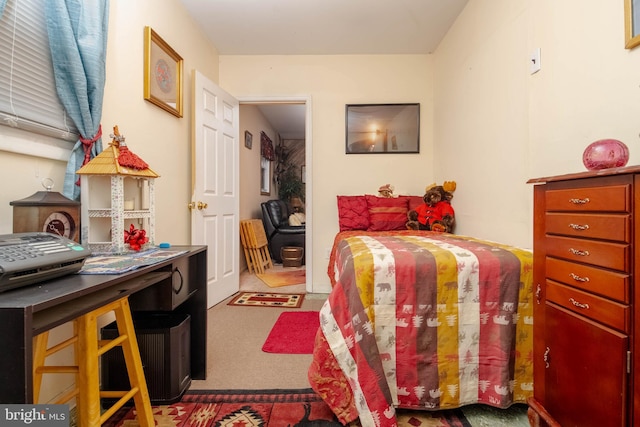 view of carpeted bedroom