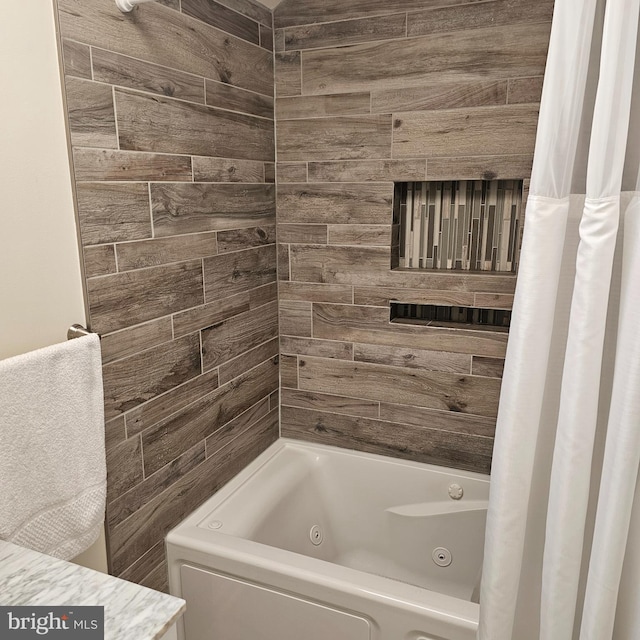 bathroom featuring shower / bath combo with shower curtain