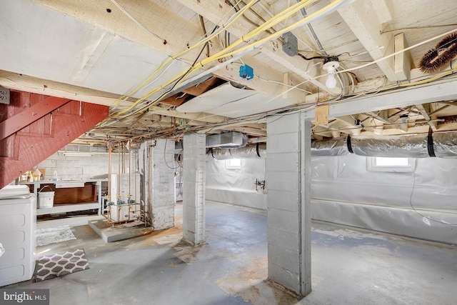 basement with washer / clothes dryer