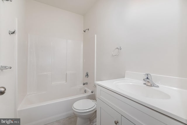 full bathroom with bathtub / shower combination, toilet, and vanity