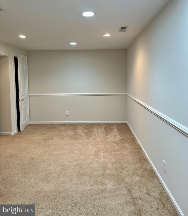 view of carpeted spare room