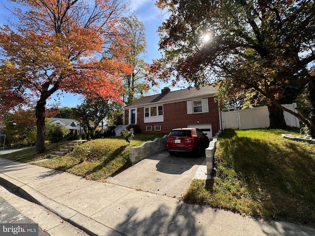 view of front facade with a garage