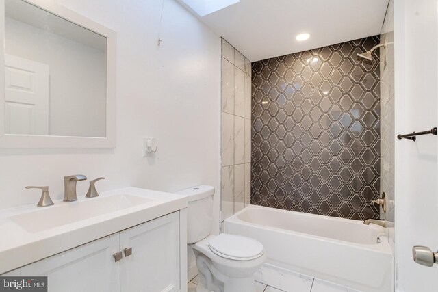 1107 S Carey St, Baltimore, MD 21223 - bathroom with toilet, vanity, shower / washtub combination, and recessed lighting