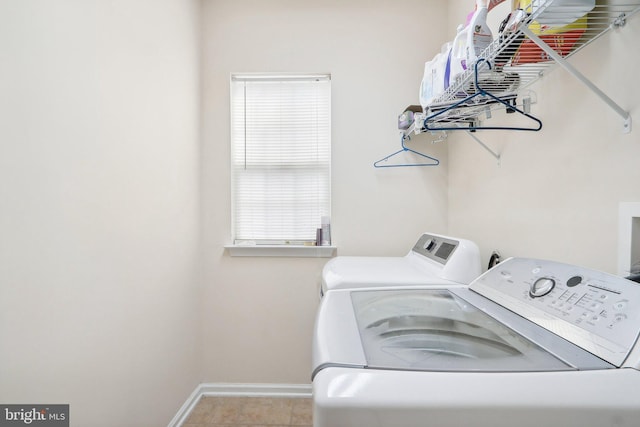 15303 Glastonbury Way, Upper Marlboro, MD 20774 - clothes washing area with washer and clothes dryer and baseboards