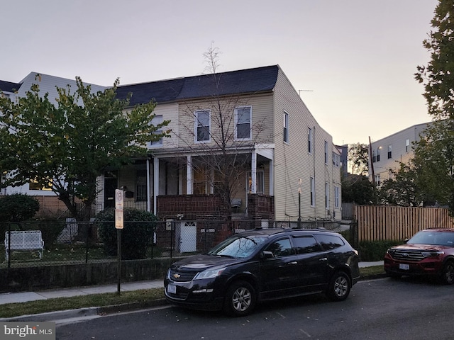 view of front of house with covered porch