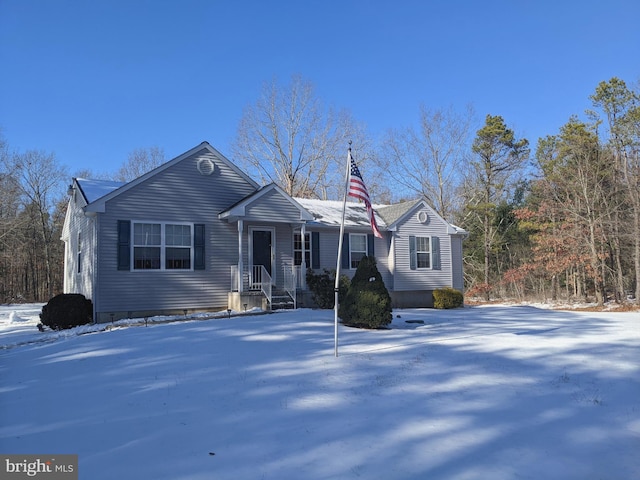 view of front of property with crawl space