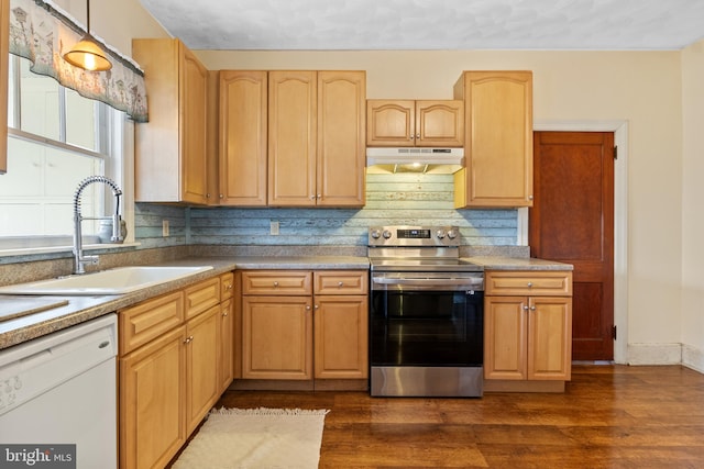 kitchen with decorative backsplash, white dishwasher, stainless steel electric stove, and dark wood-type flooring