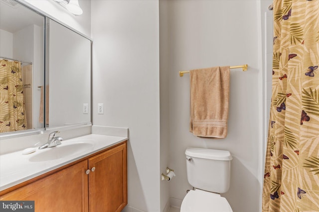 20069 Forest Farm Ln, Ashburn, VA 20147 - full bathroom with toilet, a shower with curtain, and vanity