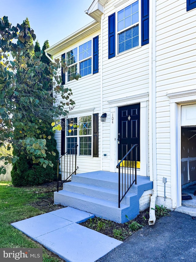 view of front of house