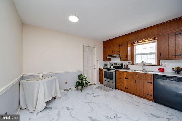 kitchen with dishwasher, sink, backsplash, and stainless steel electric stove