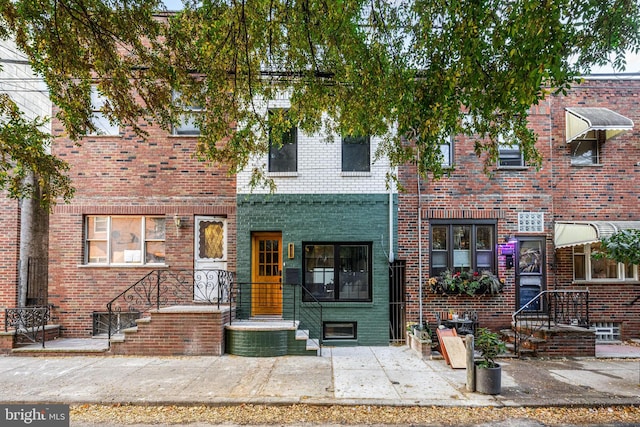 view of townhome / multi-family property