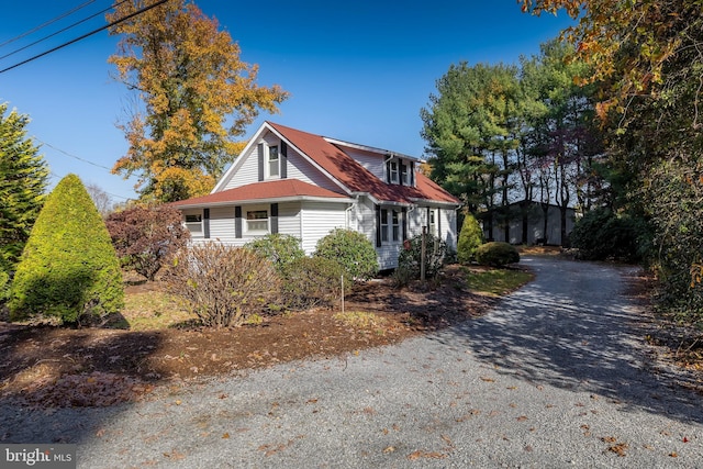 view of front of property