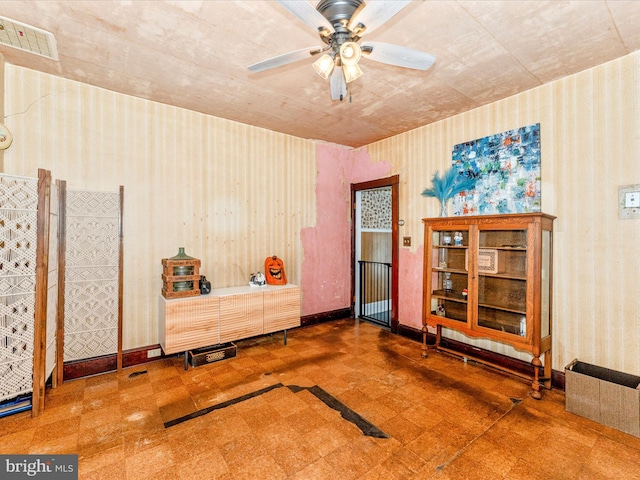 miscellaneous room with ceiling fan