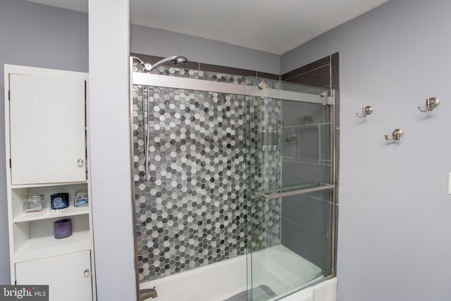 57 N Franklin St, Lambertville, NJ 08530 - full bathroom with bath / shower combo with glass door