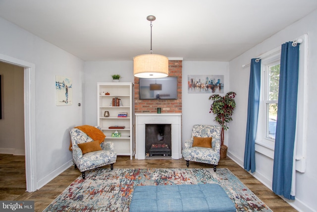 57 N Franklin St, Lambertville, NJ 08530 - living area featuring baseboards, a wealth of natural light, and wood finished floors