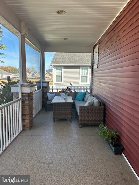 view of patio with covered porch and an outdoor hangout area