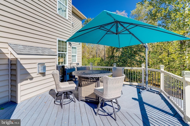 view of wooden deck