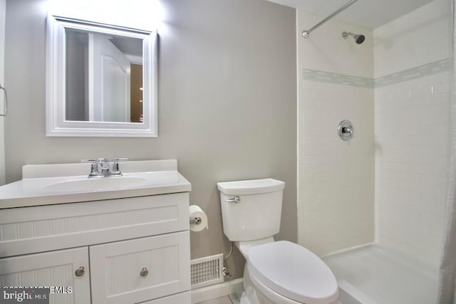 144 Sams Rd, Jackson, NJ 08527 - bathroom with vanity, toilet, visible vents, and tiled shower