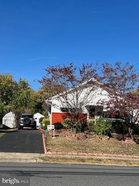 view of front of home