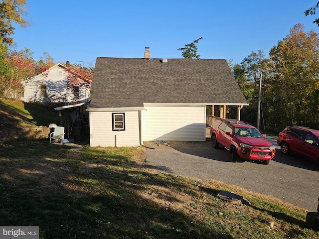 exterior space with a yard